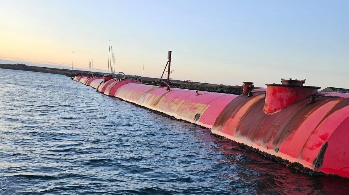 Pelamis at Lyness Pier